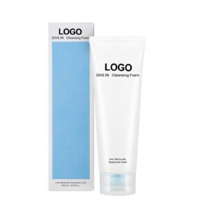 Low Molecular Hyaluronic Acid DIVE IN Cleansing Foam