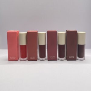 Long-Lasting Hydrating Lip Oil